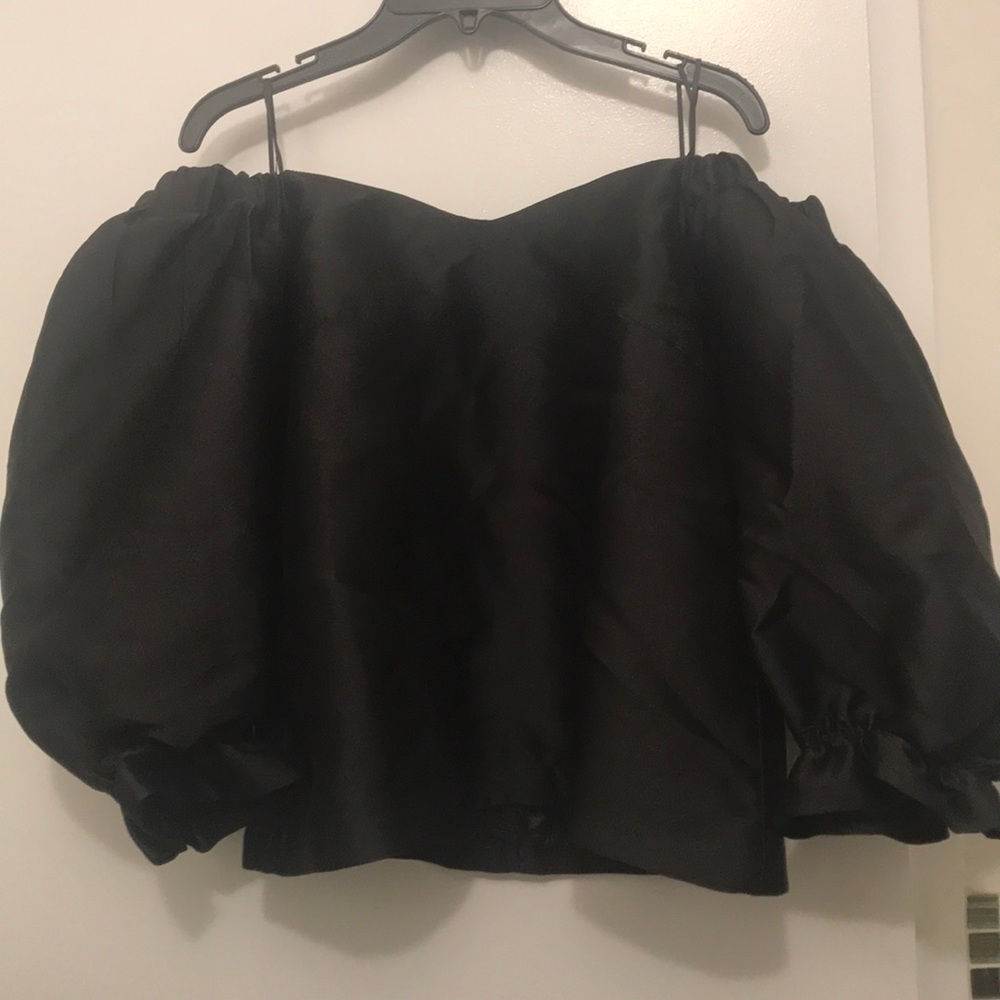 NWT Voluminous Off the Shoulder Black Top